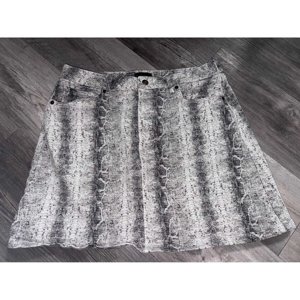 Bold Elements Snakeskin Print Denim Mini Skirt Grey Black Animal Print Size 14